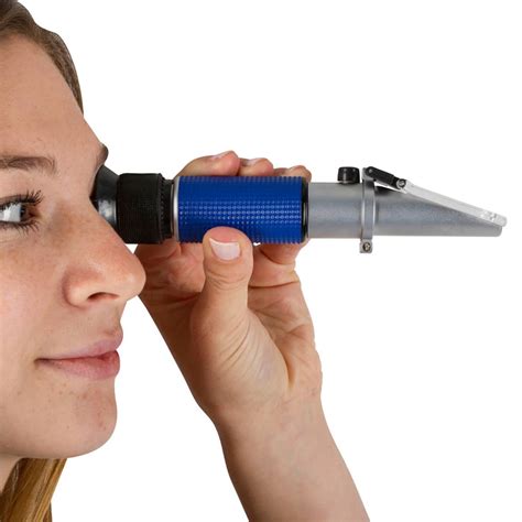 how to test a refractometer|how to use refractometer handheld.